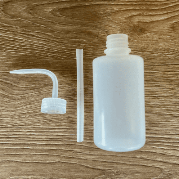 Plastikinis butelis laistymui